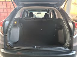 Honda HRV E Special Edition AT ( Matic ) 2018 Abu2 Tua Km  49rban Siap Pakai 7