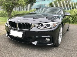 BMW 4 Series 435i Coupe AT 2015 Hitam pemakaian 2016 Low Kilometer 2