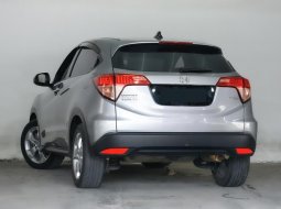 Honda HR-V E CVT 2016 Silver Siap Pakai Murah Bergaransi Bunga Kredit 4.88% 3