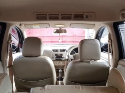 Suzuki Ertiga GL M/T ( Manual ) 2017 Merah Siap Pakai Good Condition 4