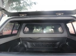 Nissan Navara 2.5 Double Cabin 4x4 Diesel AT 2014 Putih 10