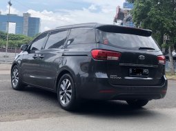 Kia Sedona Ultimate 2017 SUPER MURAH 4