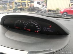 Toyota Yaris 1.5G 2012 antik 4