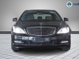 Mercedes-Benz S-Class 300 2010 7