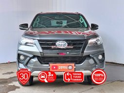 Toyota Fortuner VRZ TRD 2.4 A/T 2018