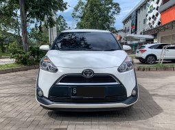 Toyota Sienta V 2017