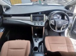 Jual Toyota Kijang Innova G 2018 harga murah di Jawa Timur 3