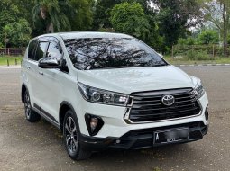 Toyota Innova Venturer DIESEL MATIC 2021 Putih Istimewa sekali KM Low PASTI SUKA BGT GRESS JAMIN 1