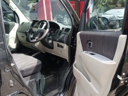 Daihatsu Luxio X M/T 2020 8
