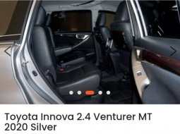Toyota Kijang Innova 2.4V 2020 Abu-abu 5