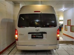 Toyota Hiace 2018 Bali dijual dengan harga termurah 6