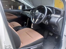 Jual Toyota Kijang Innova G 2018 harga murah di Jawa Timur 5