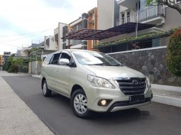 Mobil Toyota Kijang Innova 2014 G dijual, Jawa Barat 12