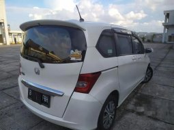 Jual Honda Freed E 2013 harga murah di DKI Jakarta 2