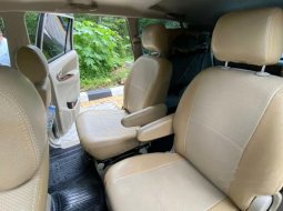 Jual mobil Toyota Kijang Innova V Luxury 2014 bekas, Jawa Tengah 2