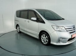 Jual mobil Nissan Serena 2013 1