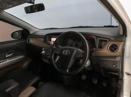 Jual mobil bekas murah Toyota Calya G 2017 di Jawa Barat 6