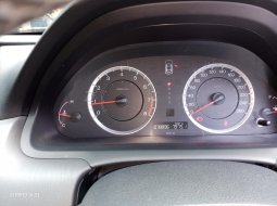 Jual mobil Honda Accord 2012 km low 6