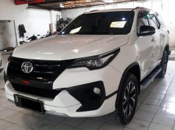 Toyota Fortuner VRZ TRD Diesel A/T 2018 DP Minim 1