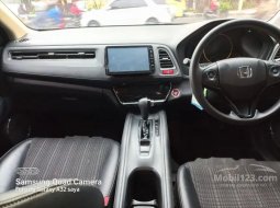 Mobil Honda HR-V 2017 E dijual, Jawa Barat 4