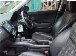 Mobil Honda HR-V 2017 E dijual, Jawa Barat 1