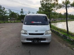 Mobil Daihatsu Gran Max 2012 AC dijual, Jawa Barat 3