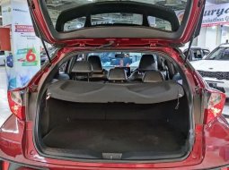 Dijual mobil bekas Toyota C-HR , Jawa Timur  2