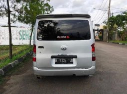Mobil Daihatsu Gran Max 2012 AC dijual, Jawa Barat 7
