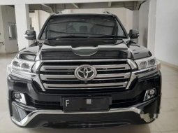 Mobil Toyota Land Cruiser 2017 VX-R terbaik di DKI Jakarta 7