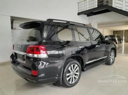 Mobil Toyota Land Cruiser 2017 VX-R terbaik di DKI Jakarta 8