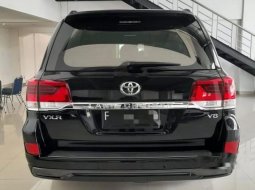 Mobil Toyota Land Cruiser 2017 VX-R terbaik di DKI Jakarta 2