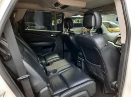 Dodge Journey SXT Platinum 2012 Putih 8