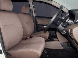 Daihatsu Xenia 1.3 R AT 2017 Putih 9