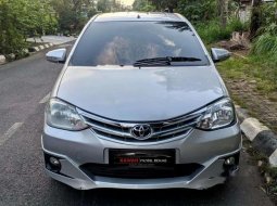 Toyota Etios Valco 2013 Jawa Barat dijual dengan harga termurah 6