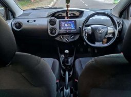 Toyota Etios Valco 2013 Jawa Barat dijual dengan harga termurah 3