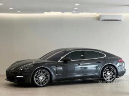 Jual mobil bekas murah Porsche Panamera 2017 di Jawa Timur 8