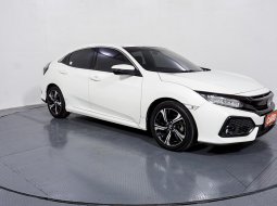 Honda Civic E Turbo Hatchback AT 2018 Putih 1