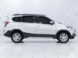 DATSUN CROSS (SILVER) TYPE CROSS 1.2CC M/T (2018) 2