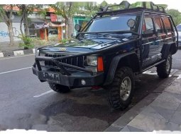 Jawa Timur, jual mobil Jeep Cherokee 1994 dengan harga terjangkau 8