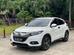 Honda HR-V 1.5L E CVT MATIC 2019 Putih ISTIMEWA BGT KM LOW JAMIN SUKA BGT BUKTIIN LANGSUNG 2