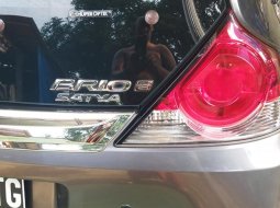 Dijual mobil bekas Honda Brio E, Jawa Tengah  6