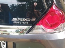 Dijual mobil bekas Honda Brio E, Jawa Tengah  3