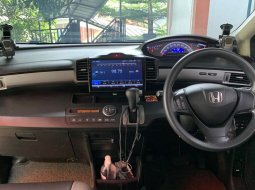 Jual mobil bekas murah Honda Freed 2015 di Jawa Barat 6