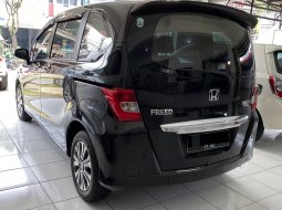 Honda Freed E AT 2012 8