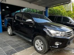 Toyota Hilux D-Cab 2.4 V (4x4) DSL A/T 2018 2