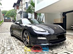 Mobil Porsche Panamera 2011 PDK terbaik di DKI Jakarta 8