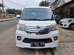 Jual mobil bekas murah Daihatsu Luxio X 2016 di Jawa Barat 5