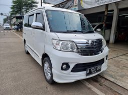Jual mobil bekas murah Daihatsu Luxio X 2016 di Jawa Barat 6