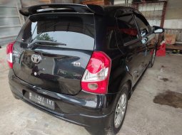 Mobil Toyota Etios Valco 2013 G dijual, Jawa Barat 3