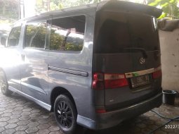 Jual mobil bekas murah Daihatsu Luxio X 2011 di Jawa Timur 10